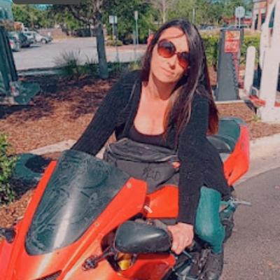 Nelle (Throttle Chic)