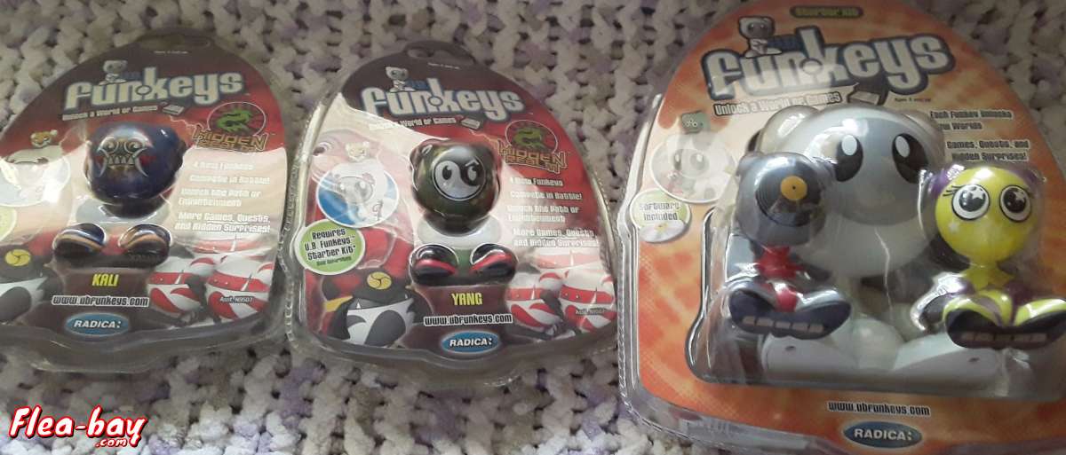 FUNKEYS STARTER KIT & TWO FUNKEYS GUYS KALI & YANG