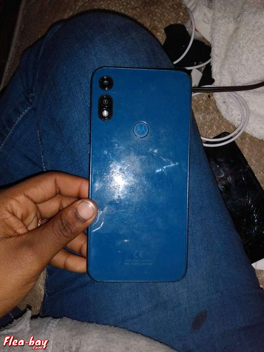 motorola g6 MetroPCS phone