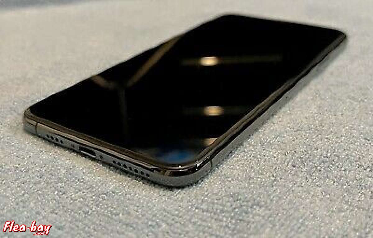 Apple iPhone 11 Pro Max - 256GB - Space Gray (Unlocked) A216