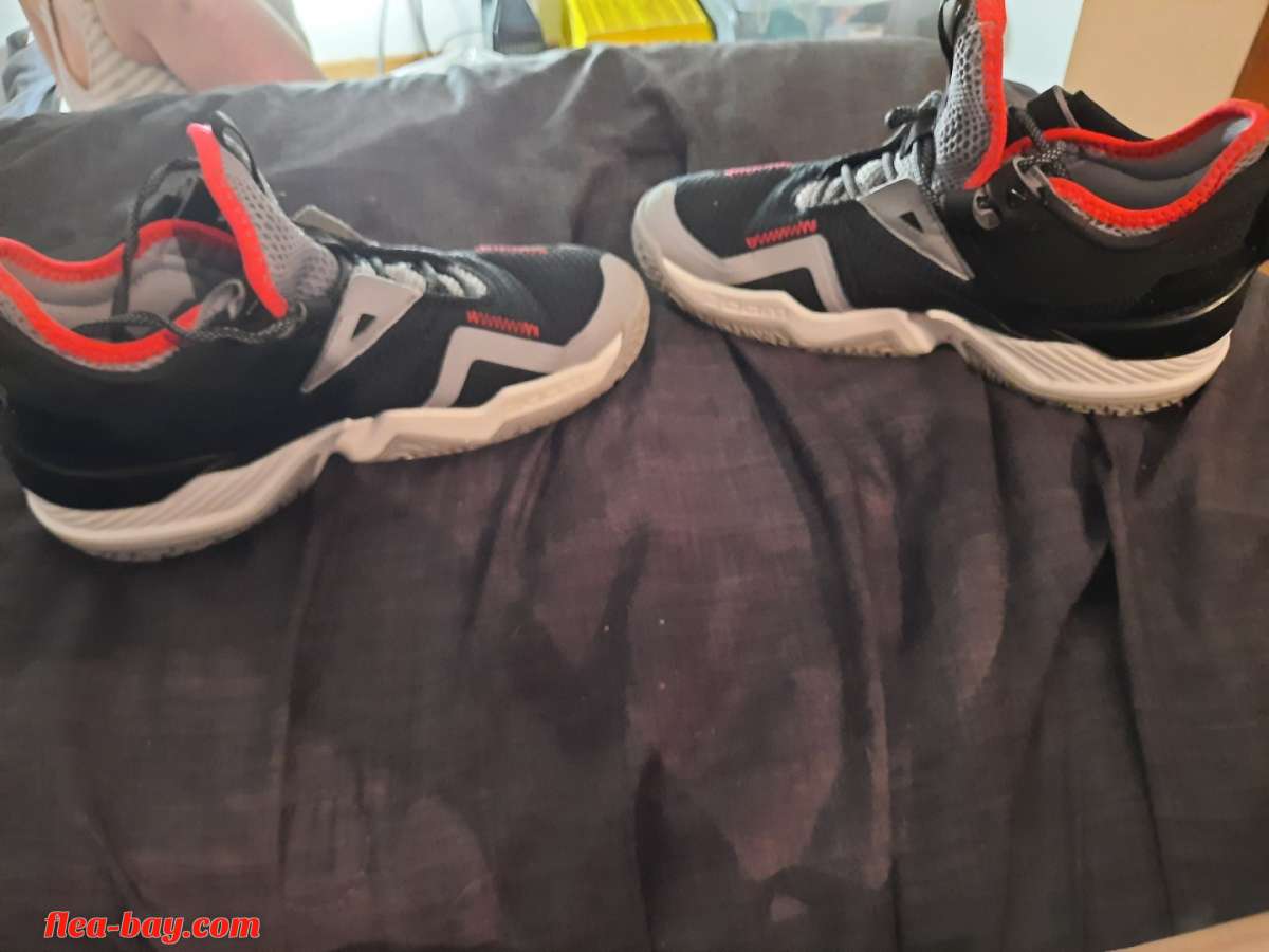 Men's Jordans size 8