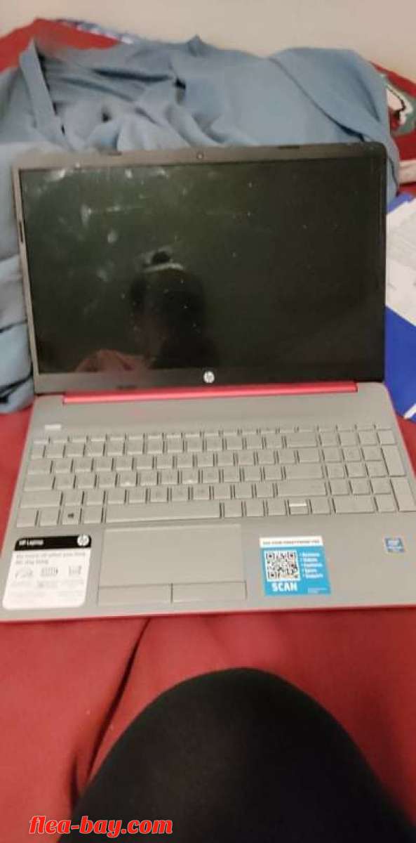 Hp 15.6" laptop 4gb/128gb windows 10