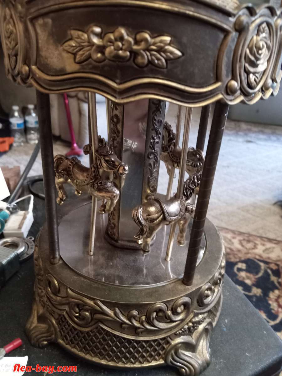 1970's carousel music box