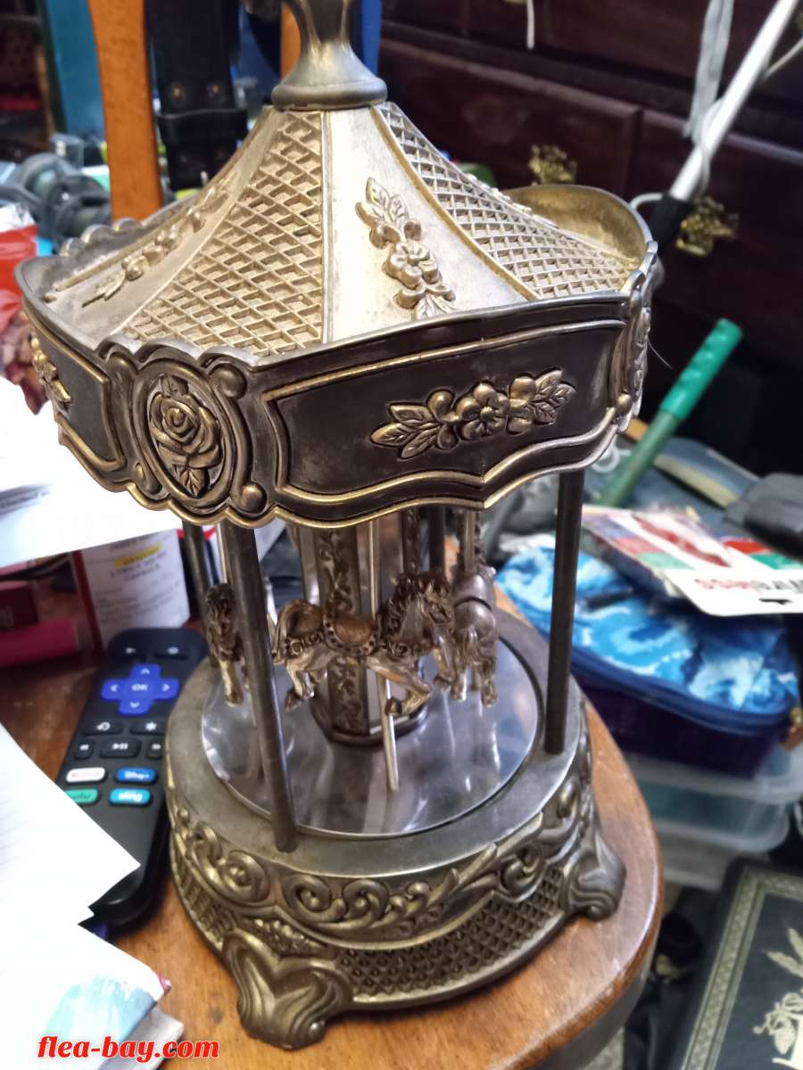 1970's carousel music box