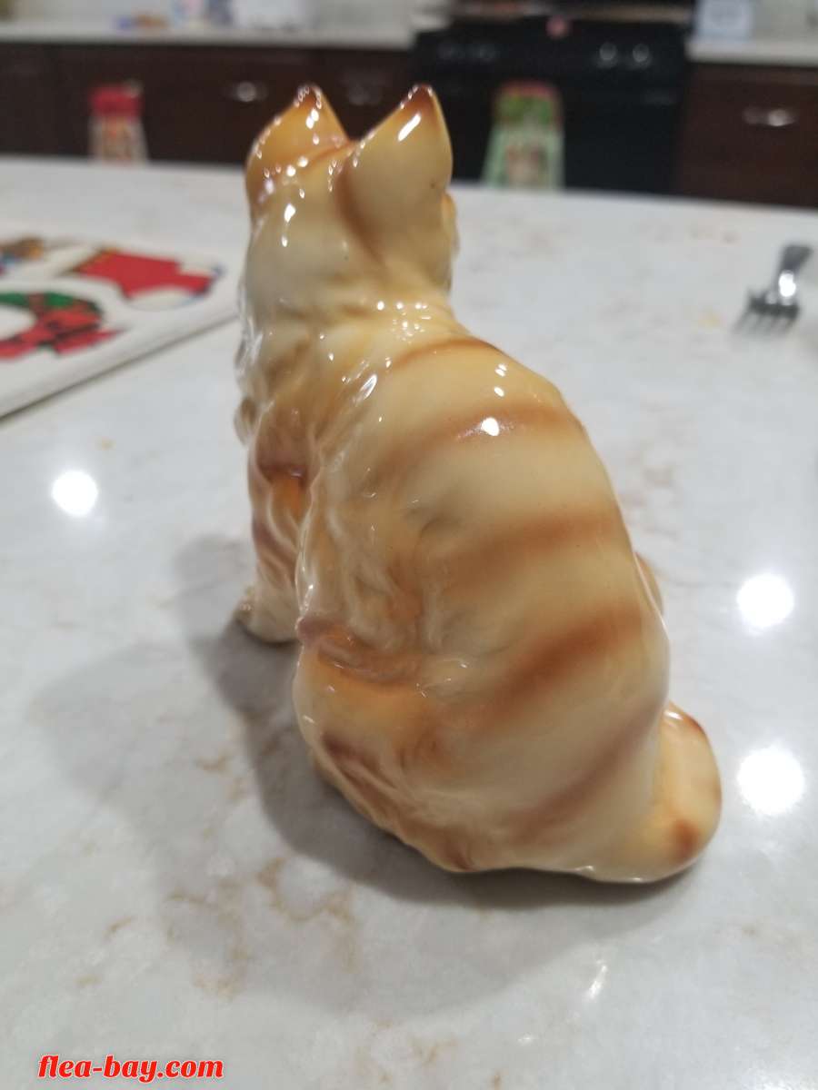 Vintage Cat Figure 4" Tall  Made in Japan Numbered 1559 Home