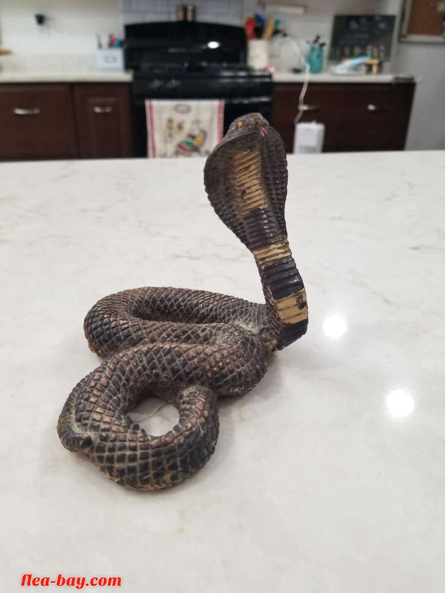 Vintage Cobra Figure Hard Rubber Plastic Toy Snakes