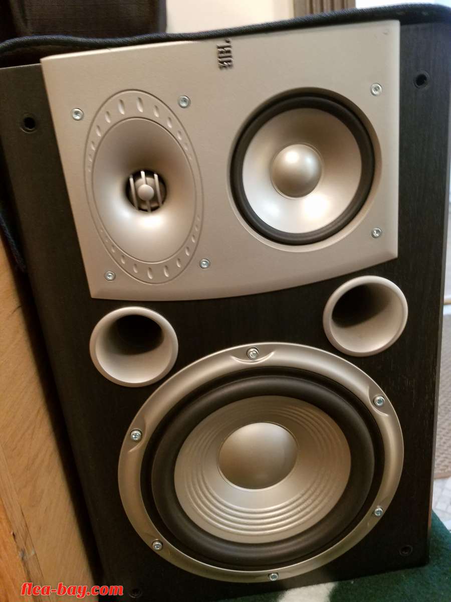 Speakers(non powered)