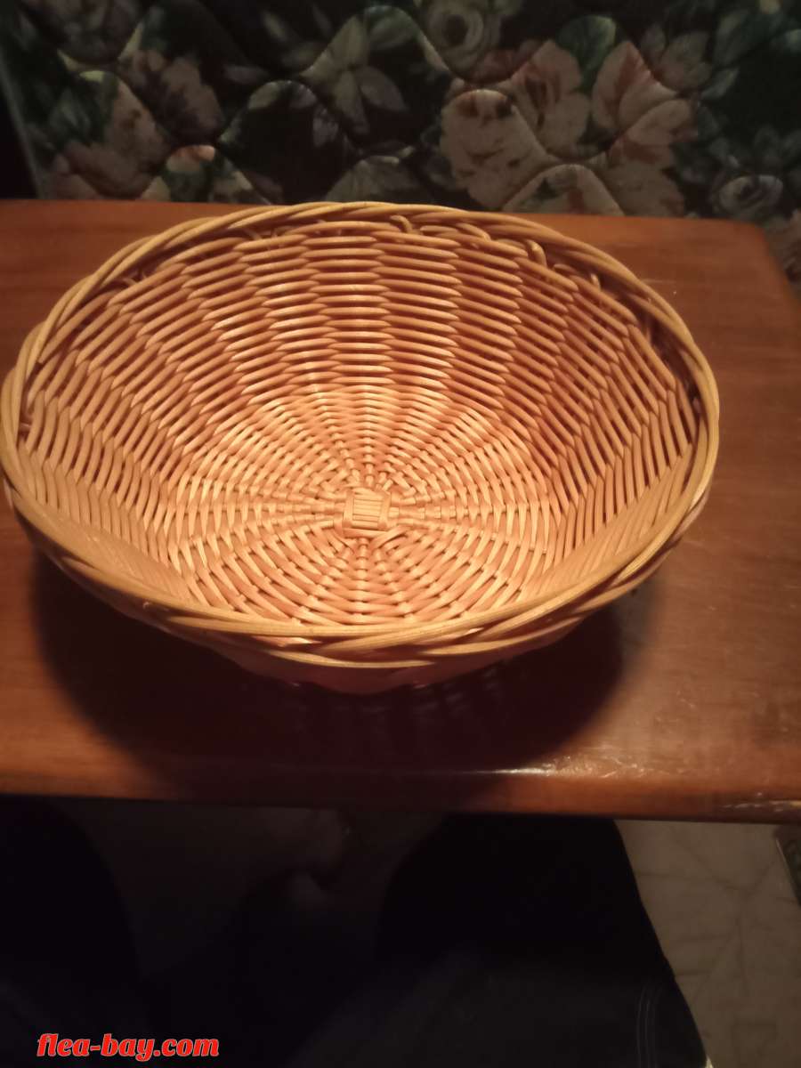 Wicker Bread Or Rolls Basket
