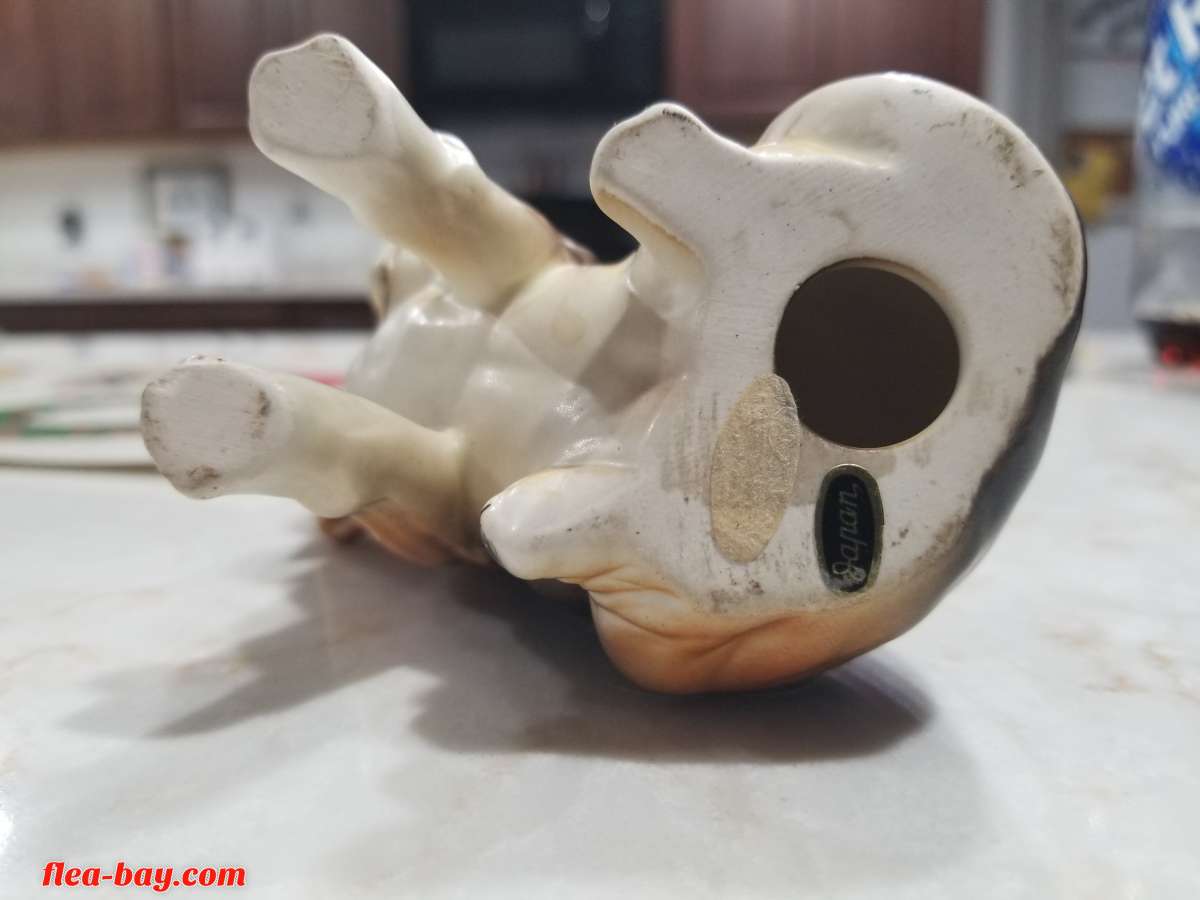 Vintage Dog Beagle Figure 4" Tall Made in Japan Free Shippin