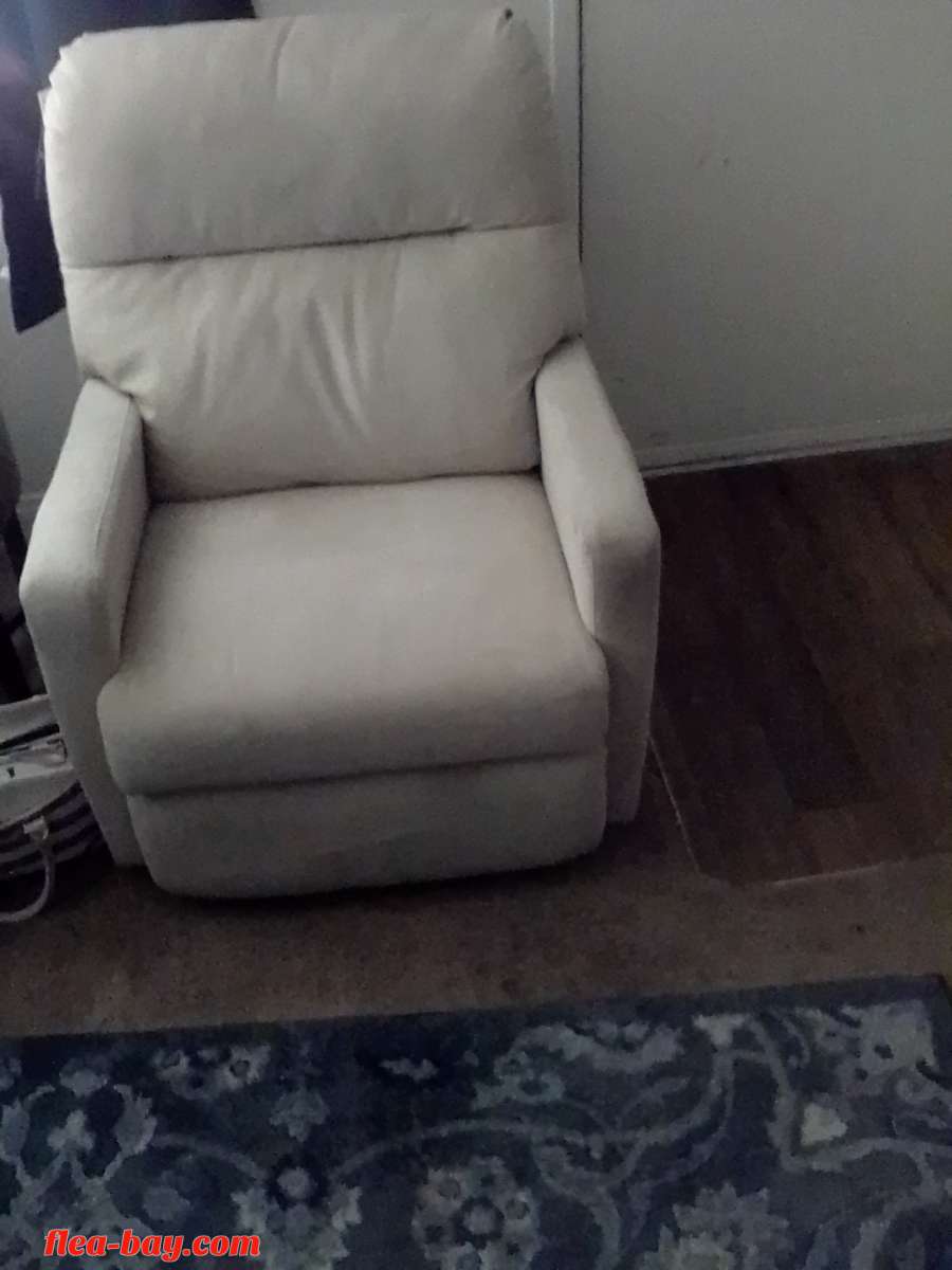 Recliner Chair