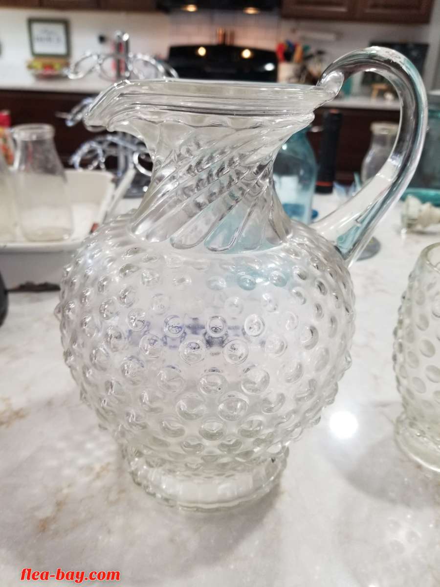 Vintage Tiara Indian Glass Pitcher and 3 Glasses Local Only