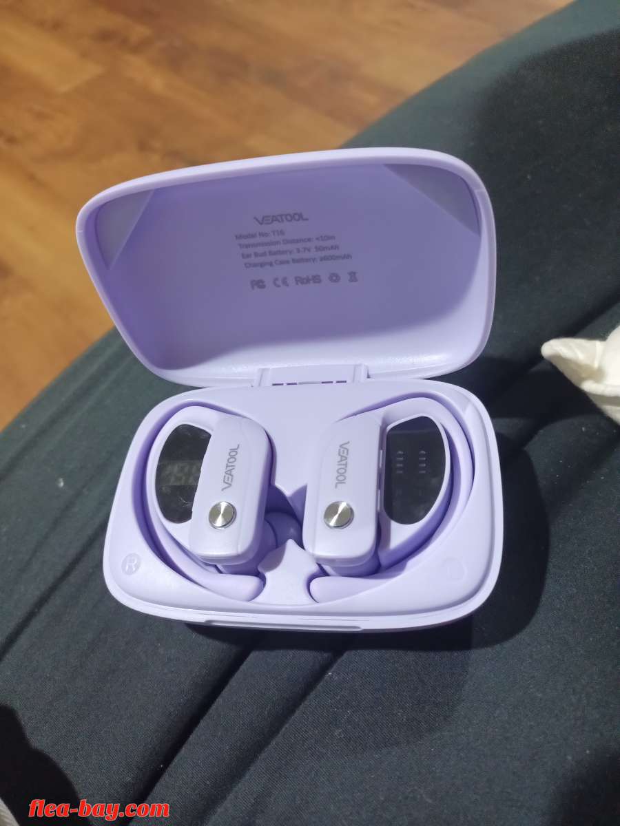 wireless Bluetooth earbuds