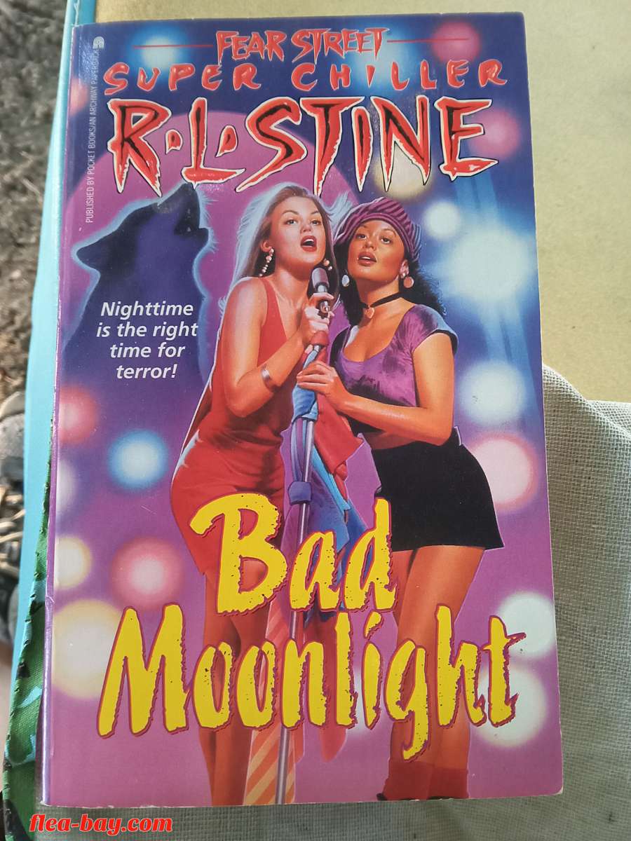 R.L. Stine (Fear Street Super Chiller Bad Moonlight)