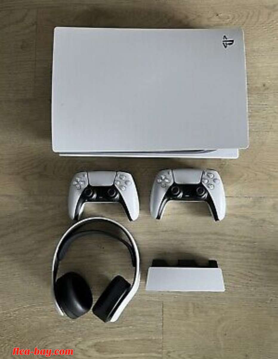 Sony PS5 Blu-Ray Edition Console - White - Great Condition