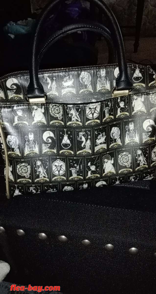 disney nightmare befire christmas handbag (nice size)