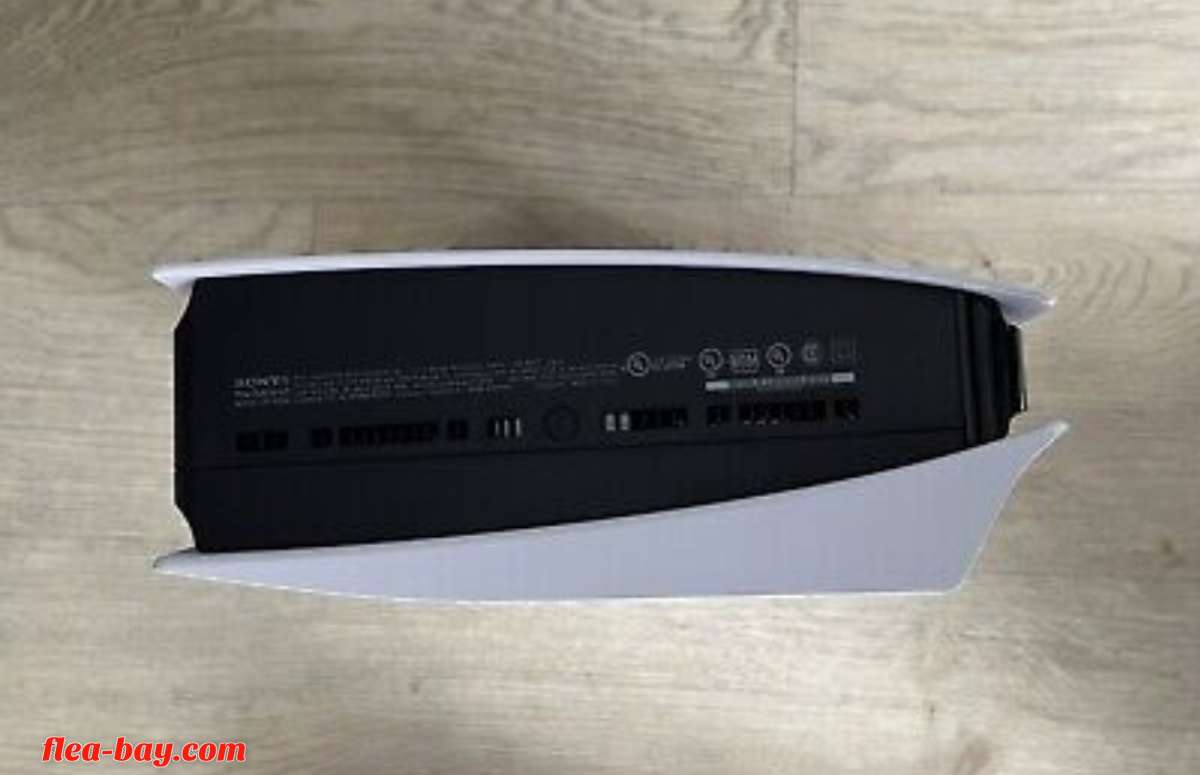 Sony PS5 Blu-Ray Edition Console - White - Great Condition