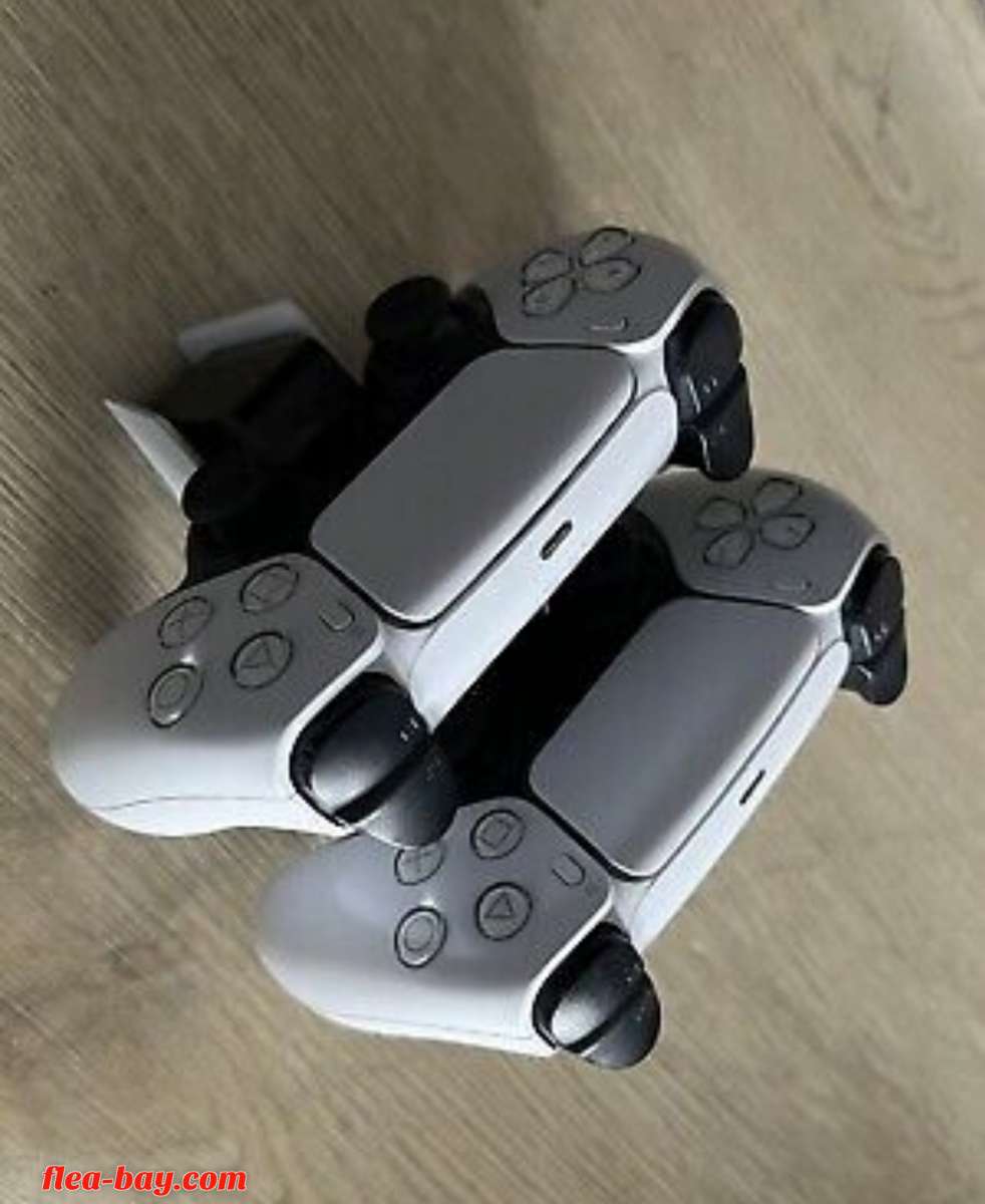 Sony PS5 Blu-Ray Edition Console - White - Great Condition