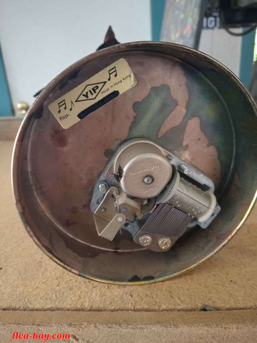 Vintage Owl Music Box