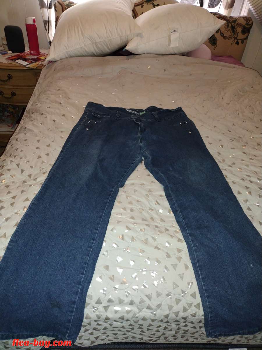 plus size jeans sz 22