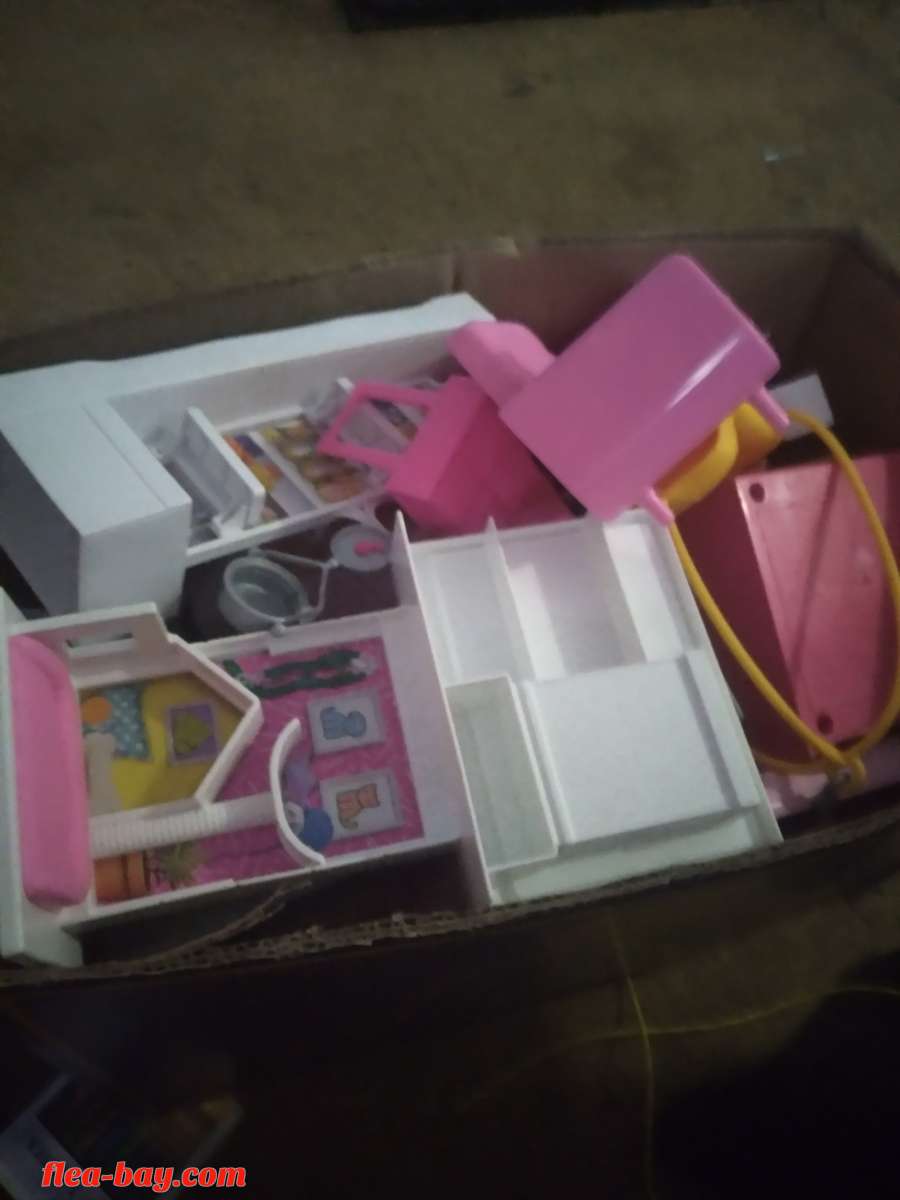 I got all these toys whoever I'm selling them too whoever wa