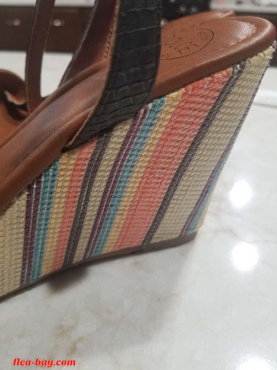 Women's Dolce Mojo Moxy size 8 Open Toe Wedges Footwear Shoe