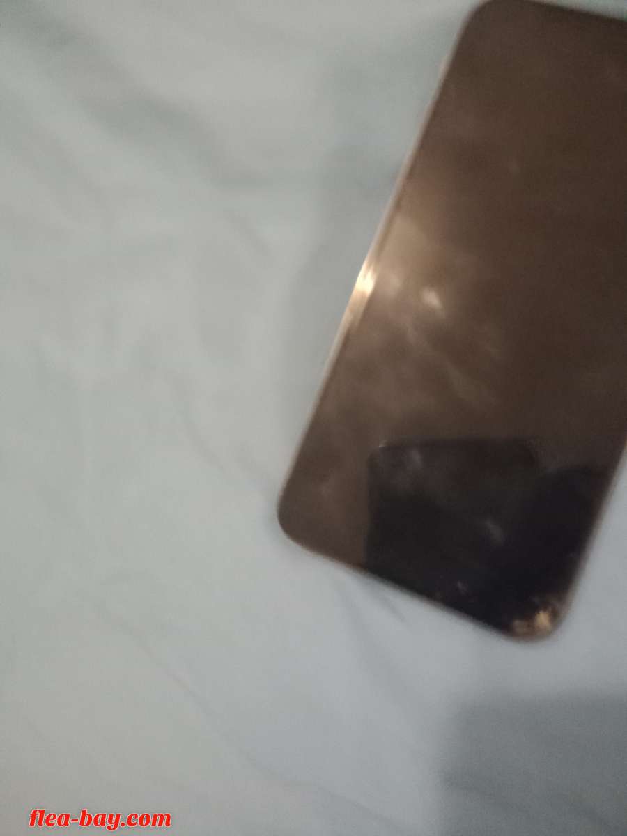 I'm selling a nice iPhone 10