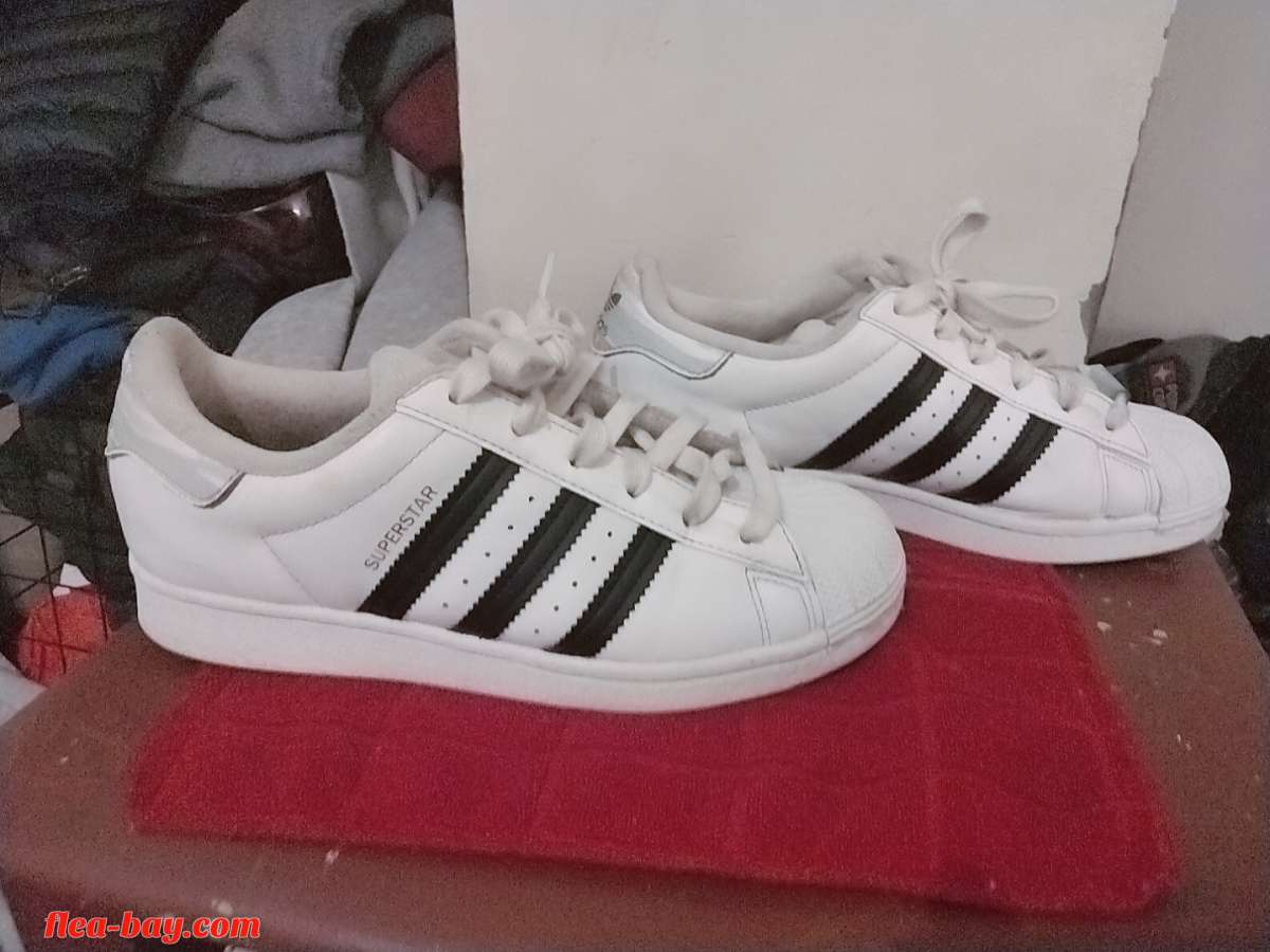 women's Adidas shoes
