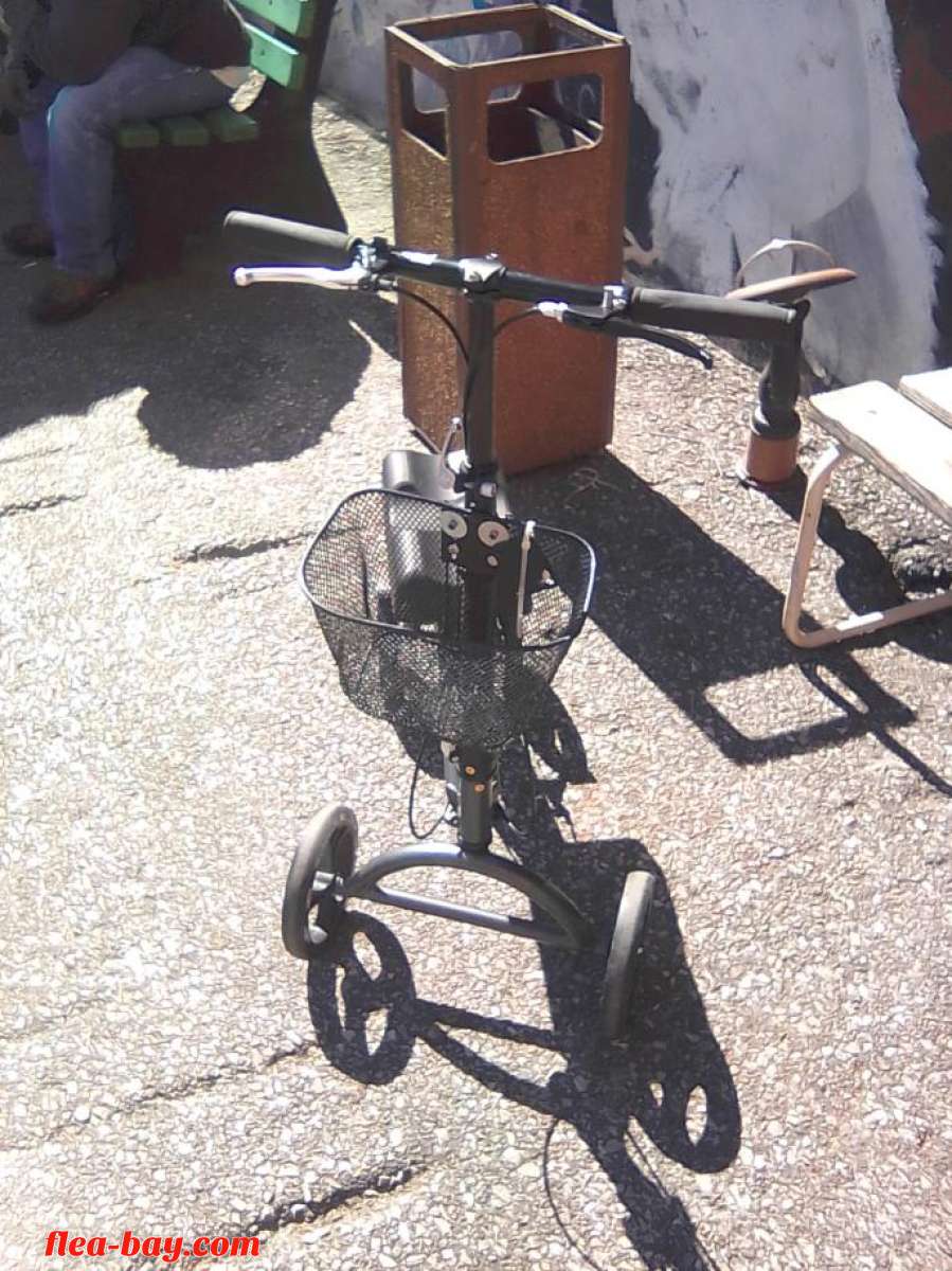 knee scooter