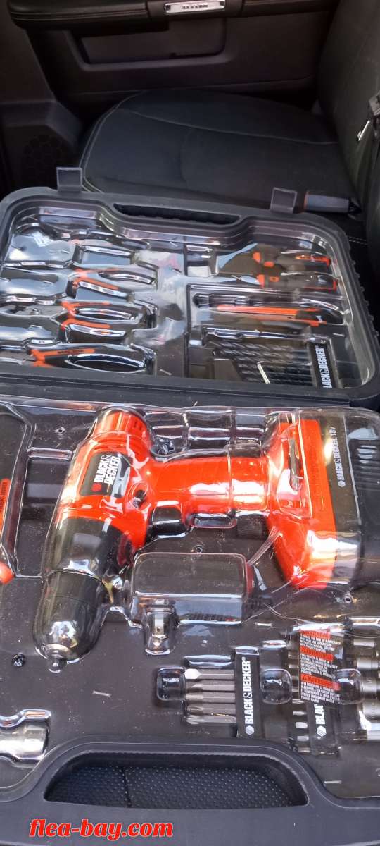 Black&Decker Drill Lg.Case with attachments