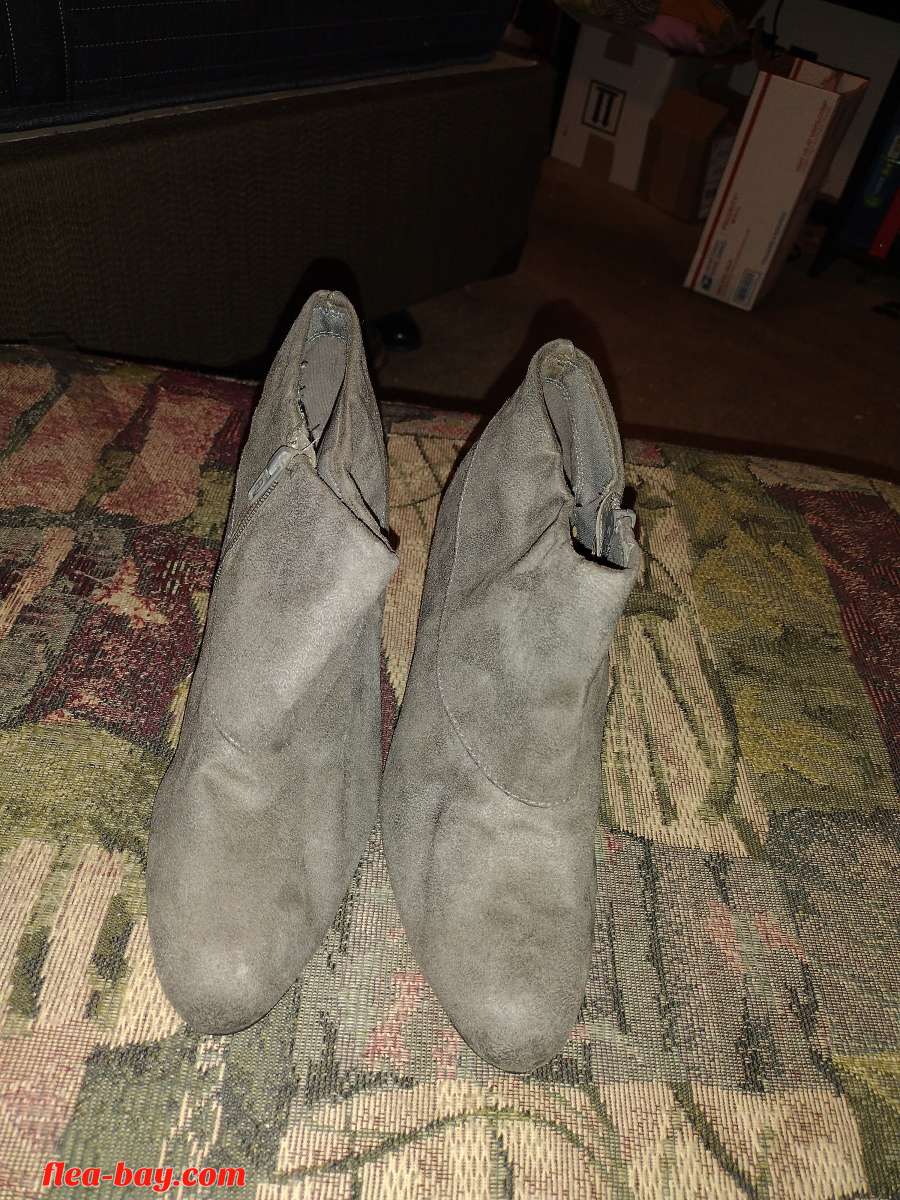 women's boots brown suede used