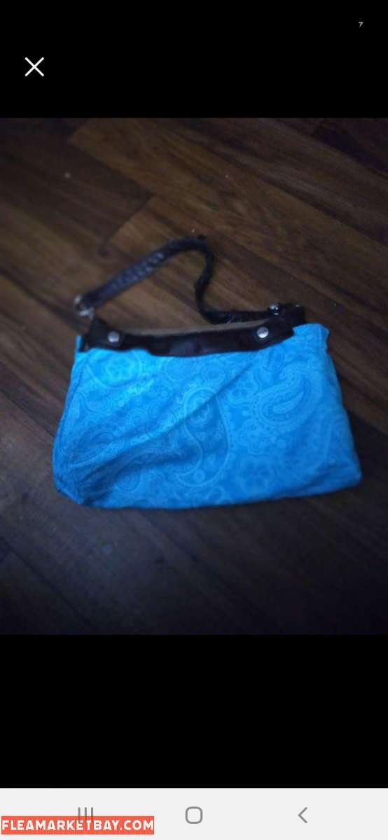 Purse With Interchangeable Covers