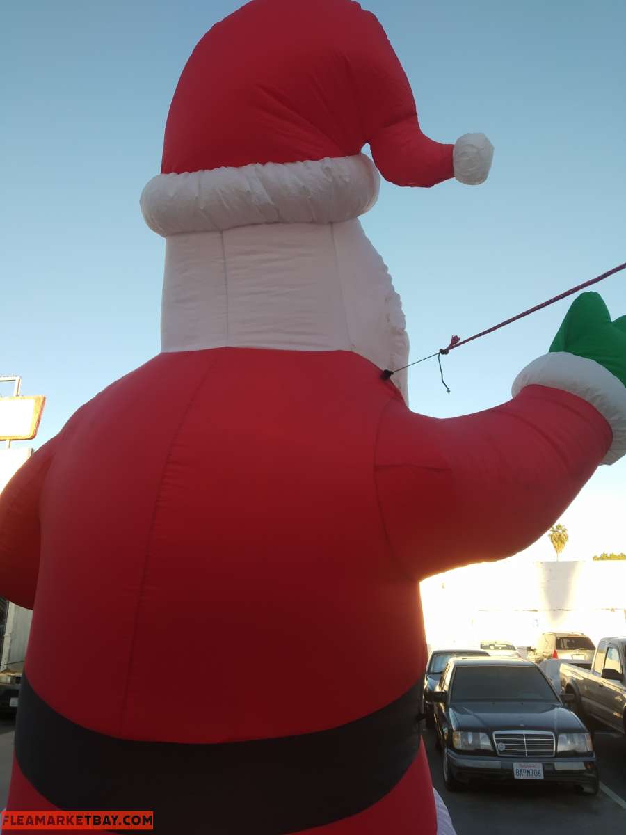 blow up Santa Claus