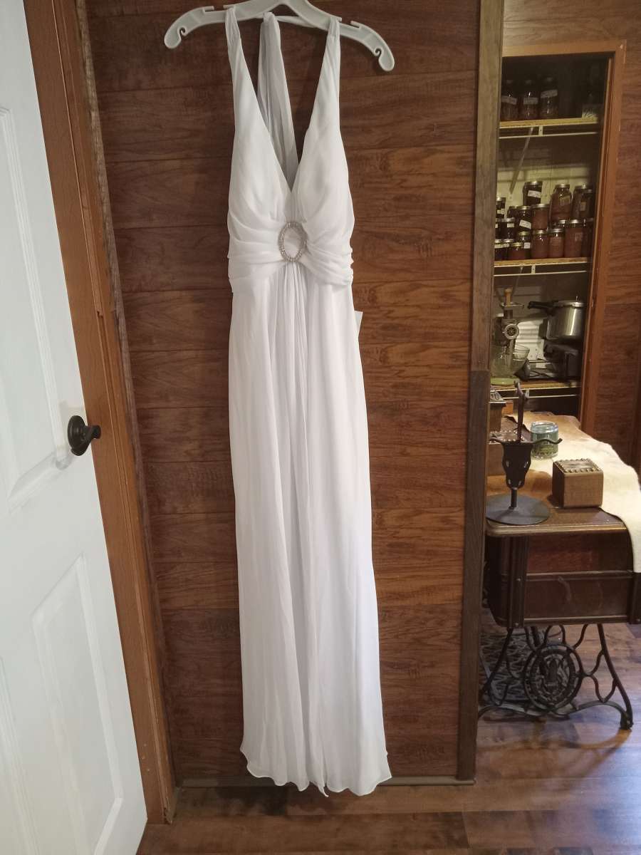 Davids Bridal wedding dress
