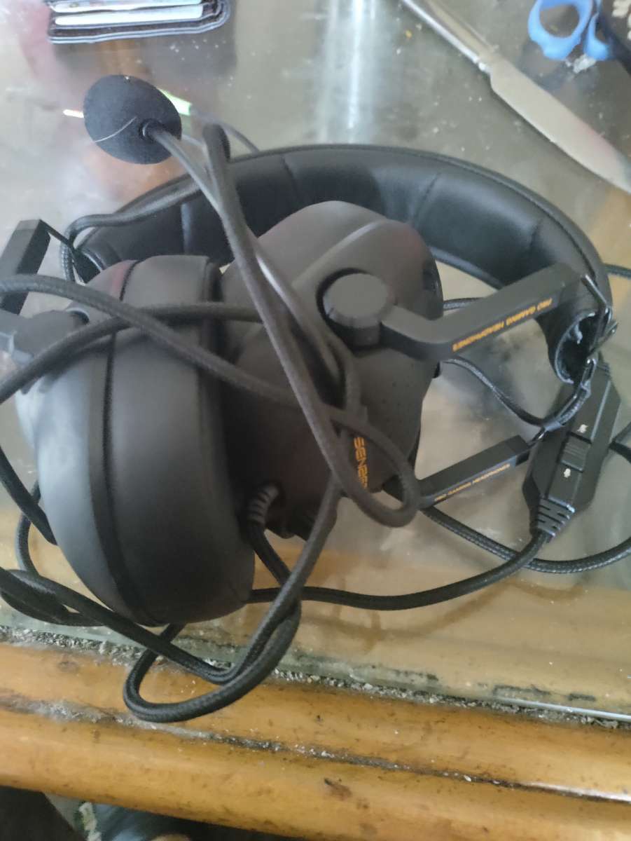 microphone headphones