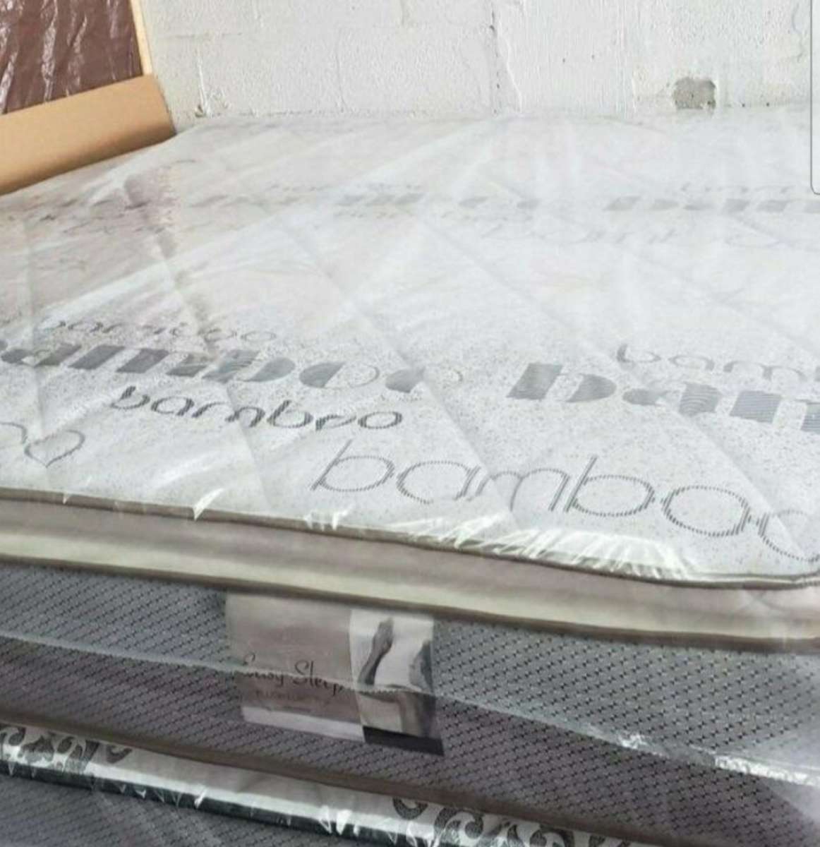 GREAT SALE KING PILLOWTOP MATTRESS WITH FREE BOX SPRING