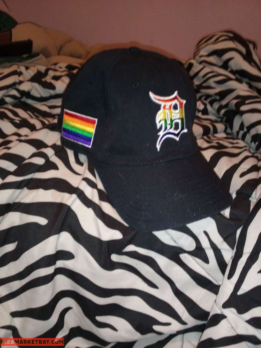 Rainbow Detroit hat
