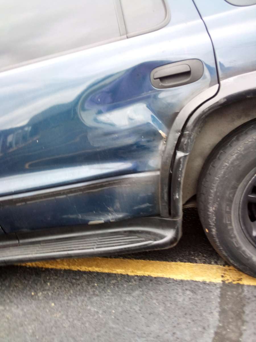 selling or trading 2001 Dodge Durango slt