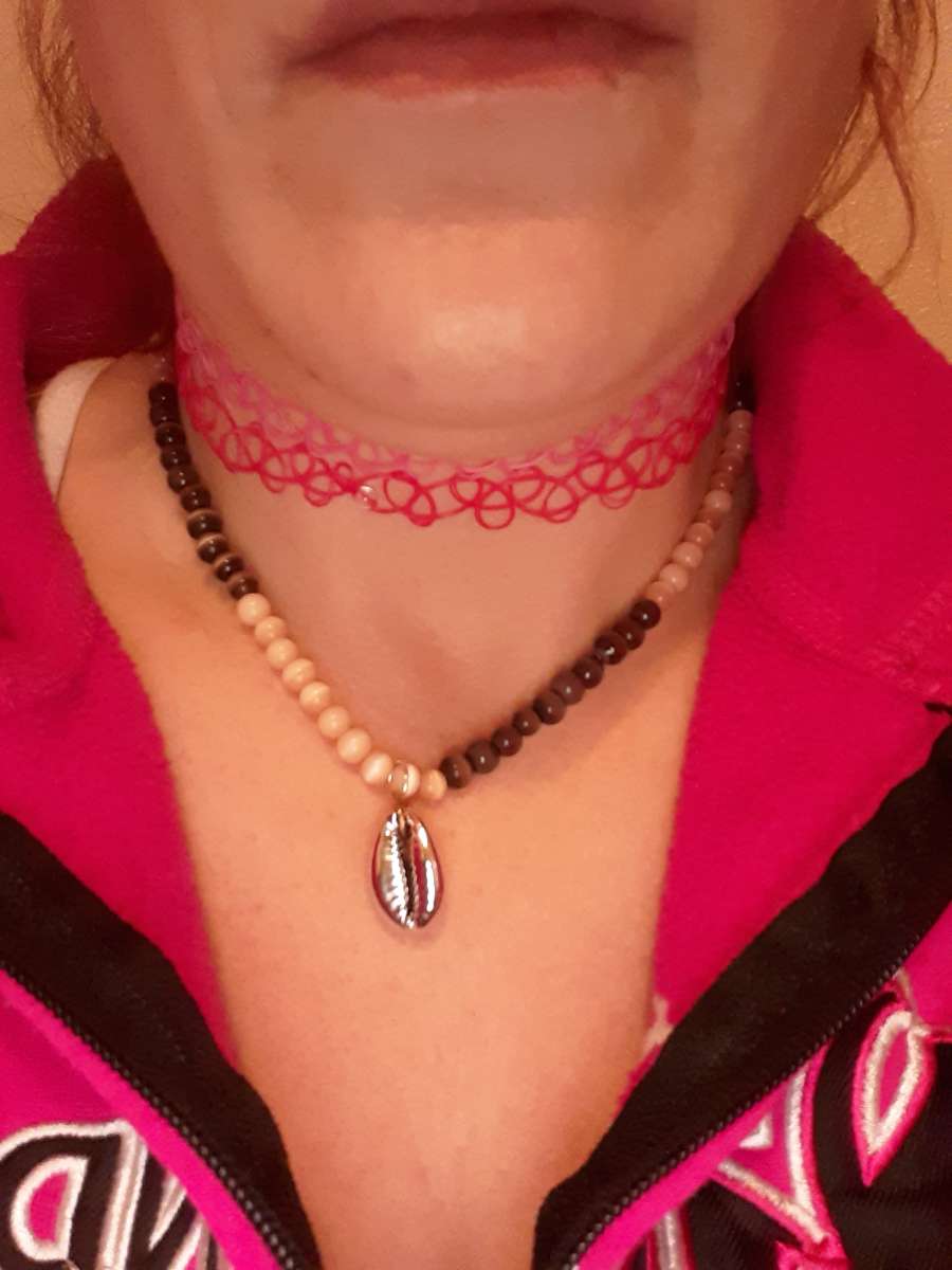 very cute beaded pendant necklace