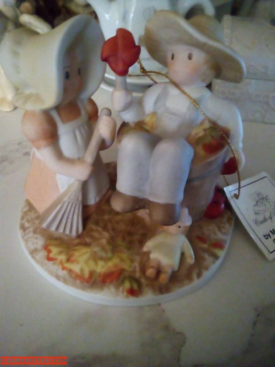 Home Interiors Circle of Friends Figurines and Christmas Pla