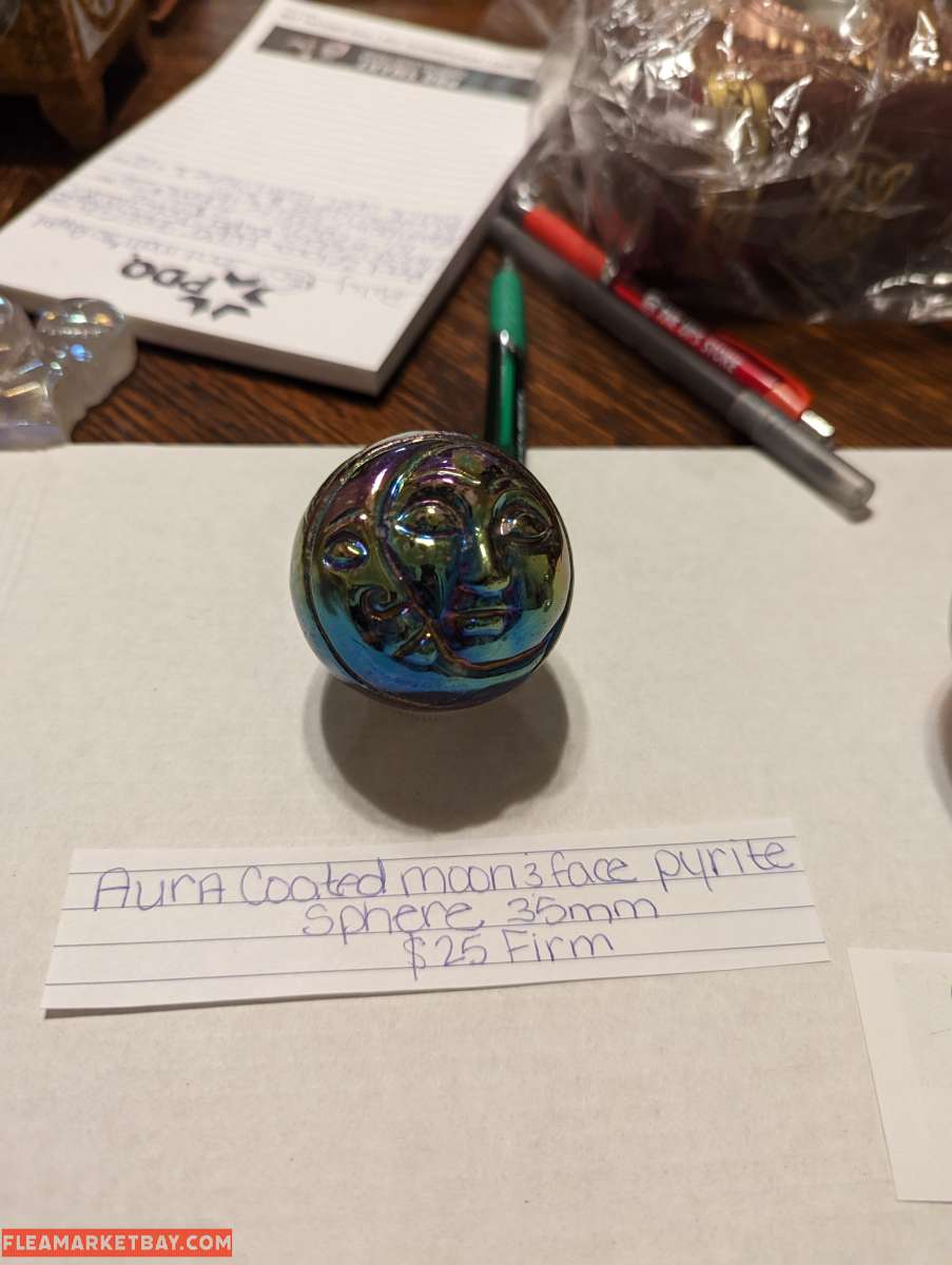 Aura coated moon & face sphere
