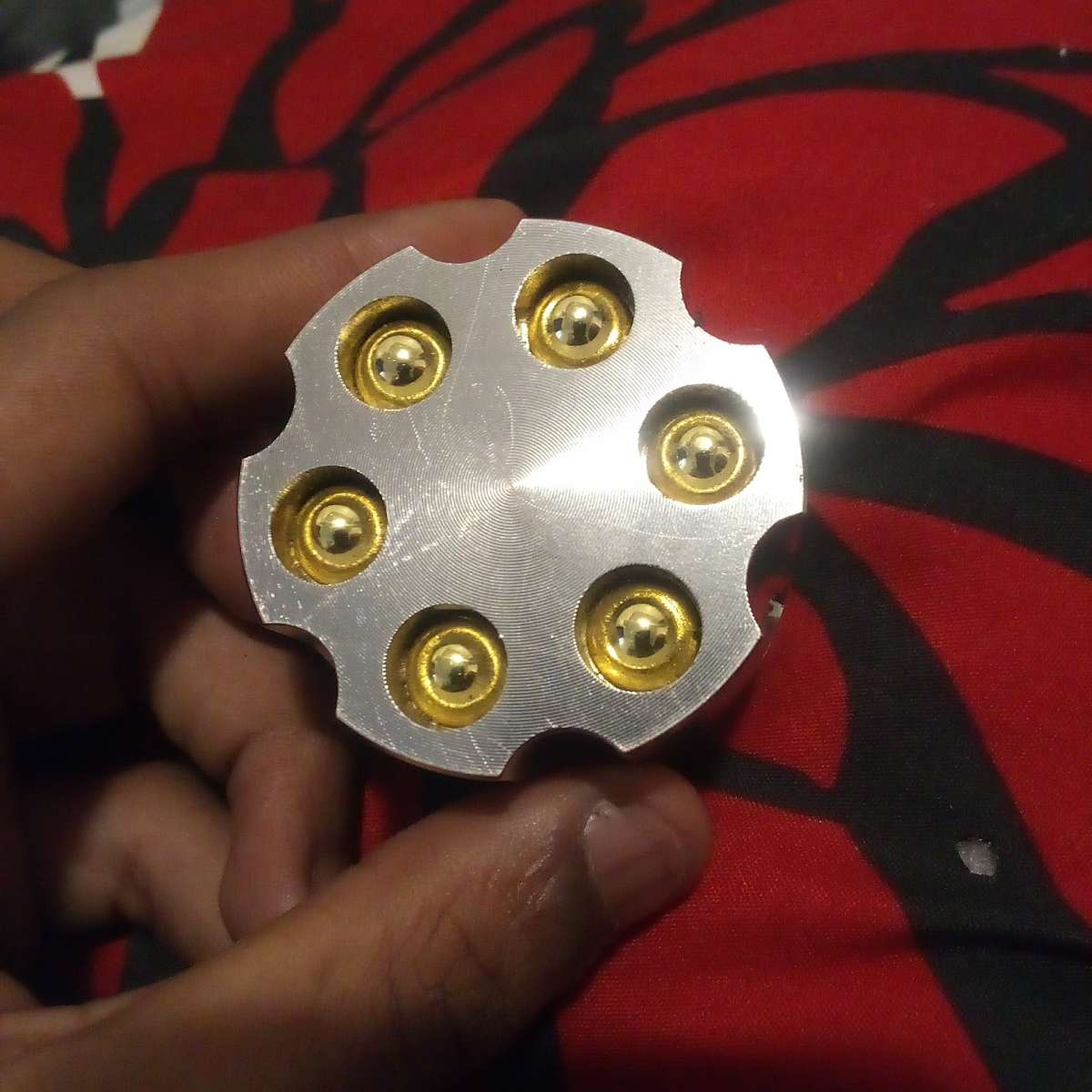 Universal Zink Hand Grinder, Revolver Collection, Silver 2.0