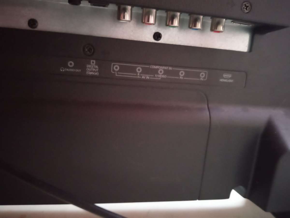 hennisee flatscreen tv