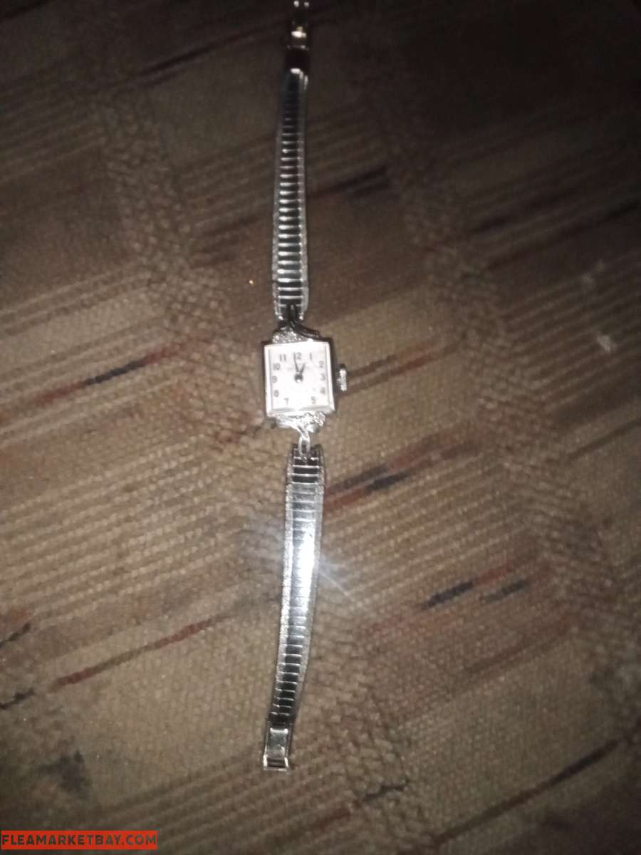 lady Hamilton Diamond wind up watch