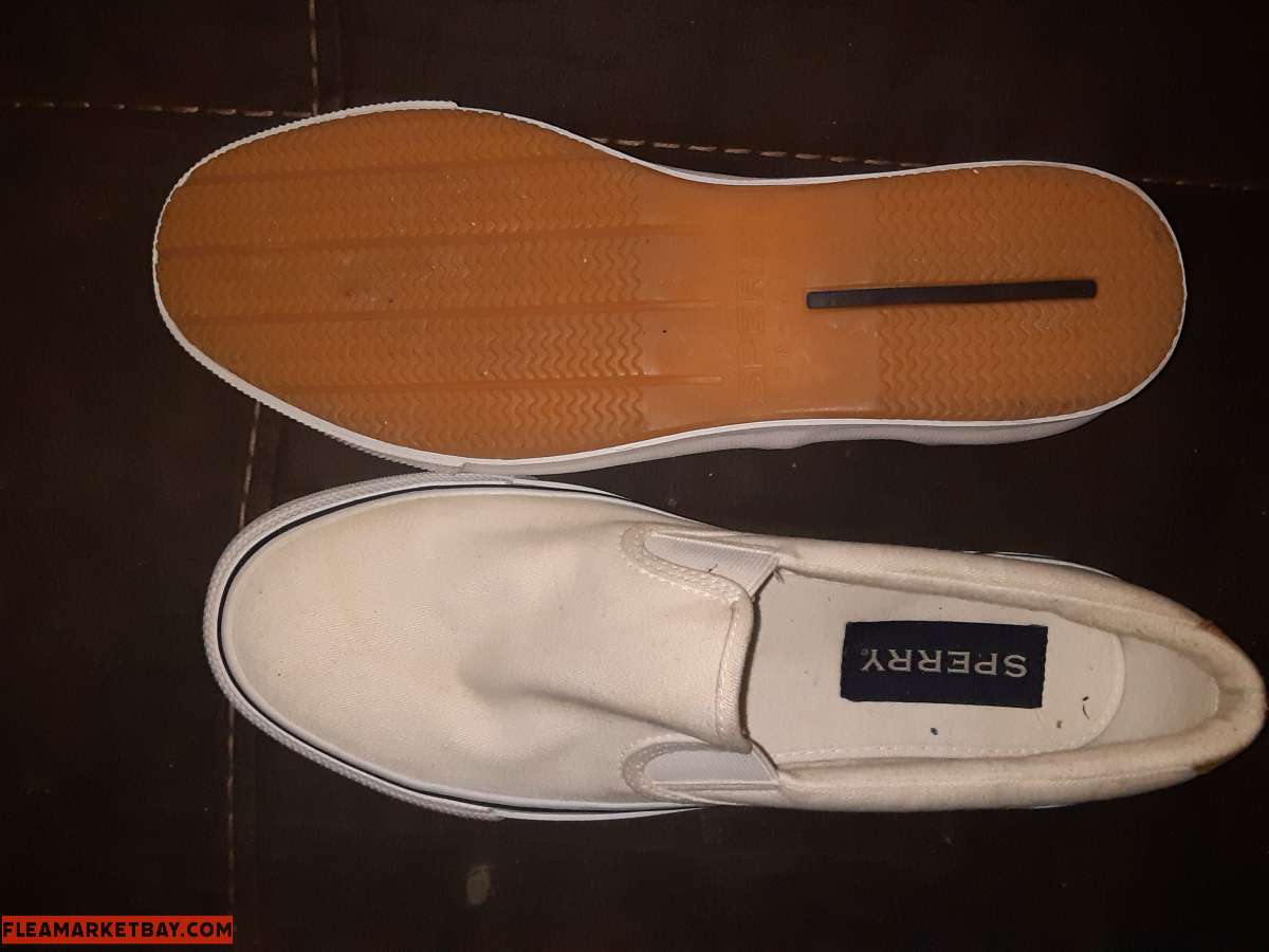 Sperry shoes white