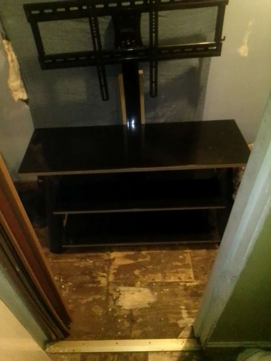TV stand / entertainment center