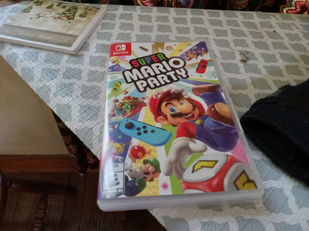 Playstation 5  Nintendo switch