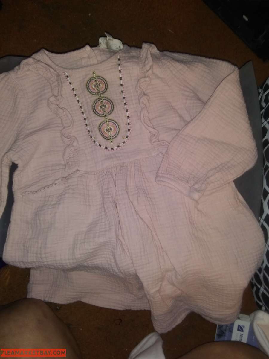 Girls toddler .Cat and Jack outfits.