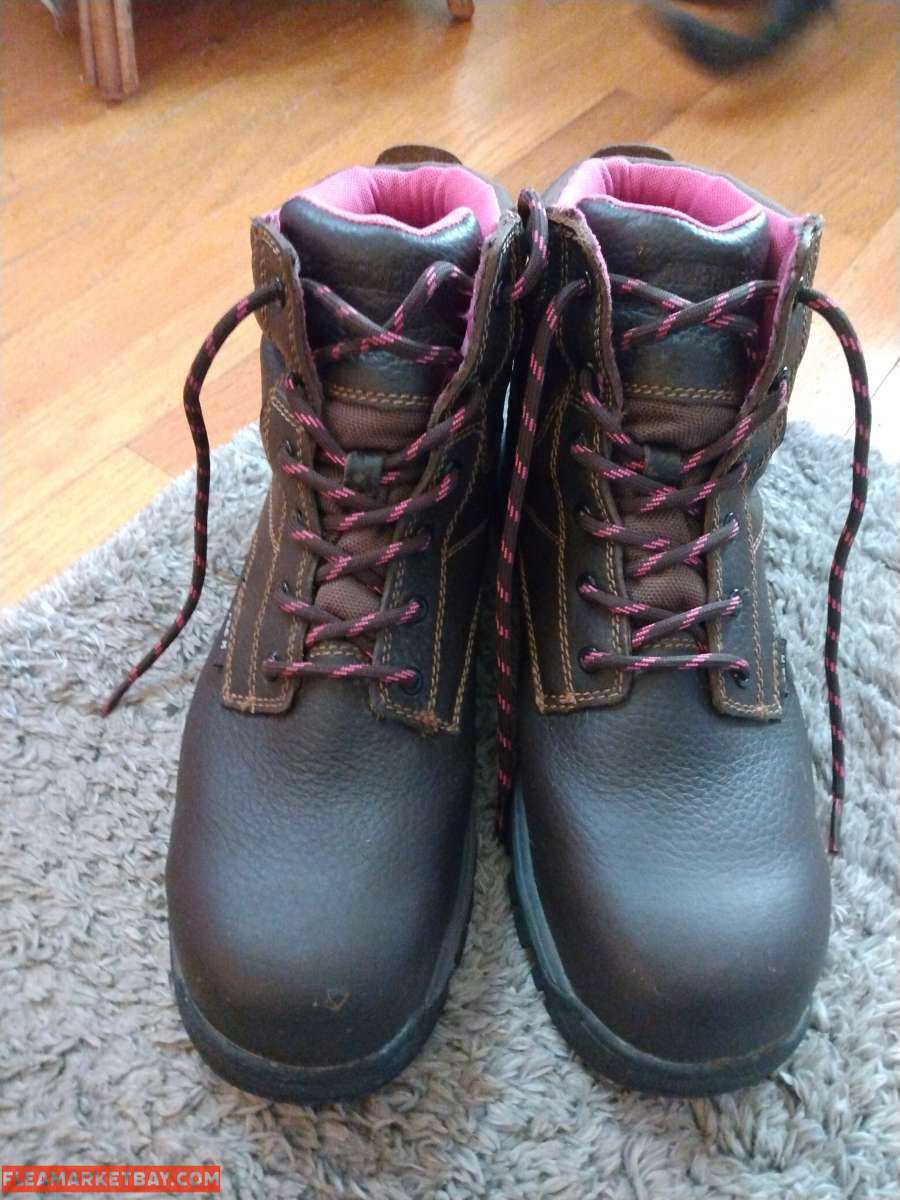 still toed work boots