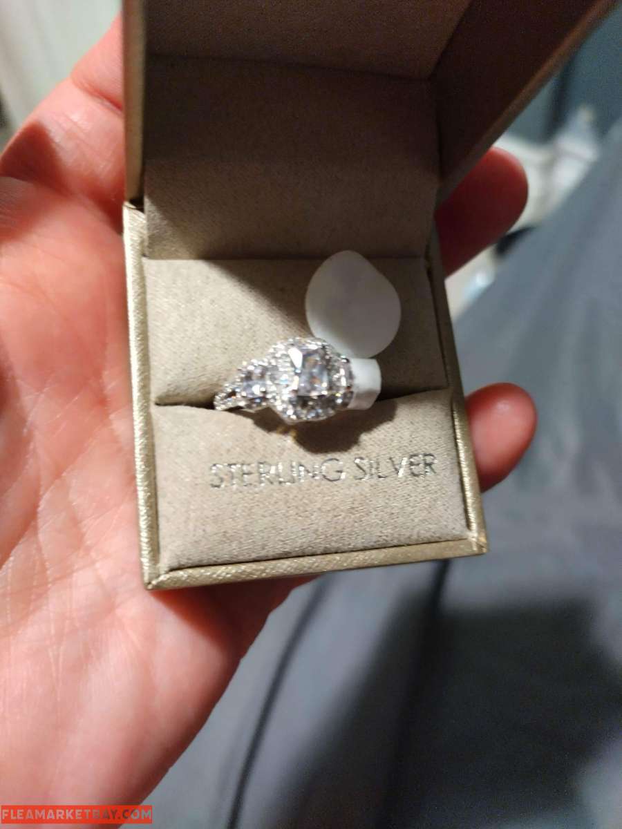 I have ths ring and two necklace Simple silver