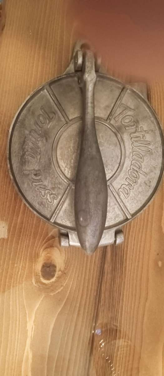 old fashioned tortilla press